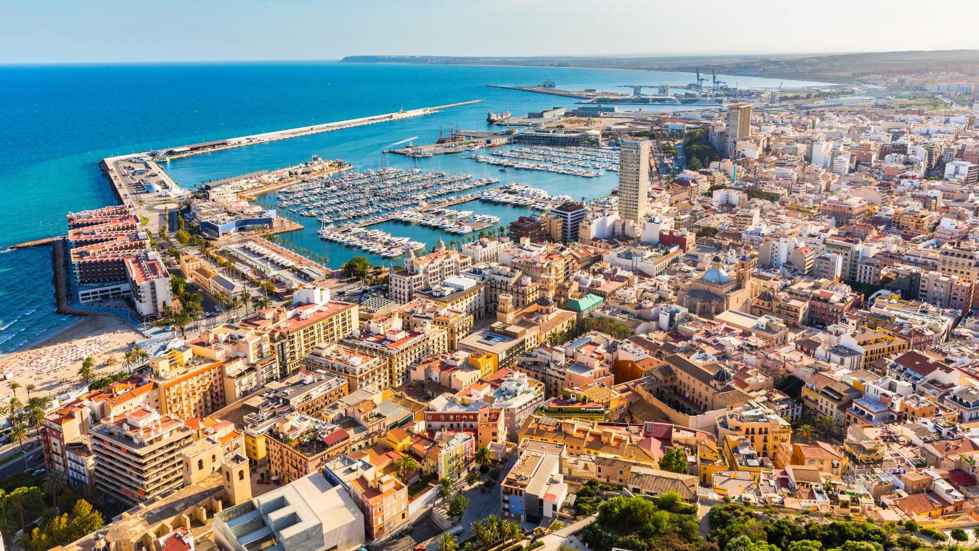 🇪🇸 Alikante iz Beograda – 4 noćenja u Španiji za samo 299€ po osobi!