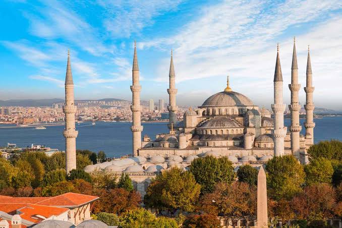 🇹🇷 Istanbul iz Podgorice za Njegoševe dane – 11.11. – 15.11. | 299€