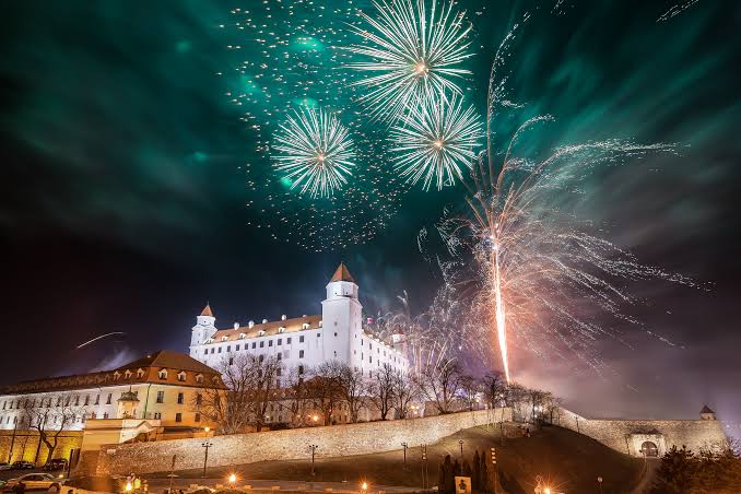 🇸🇰 Nova godina u Bratislavi iz Tuzle | 31.12.2026. – 02.01.2027. | 259 € po osobi