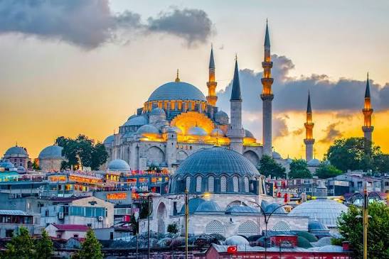 🇹🇷 Istanbul iz Kraljeva između Nove godine i Božića | 02.01.–06.01.2027. | 299 € po osobi